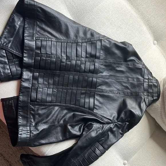 Leather Jacket. Great condition. - Picture 3 of 4